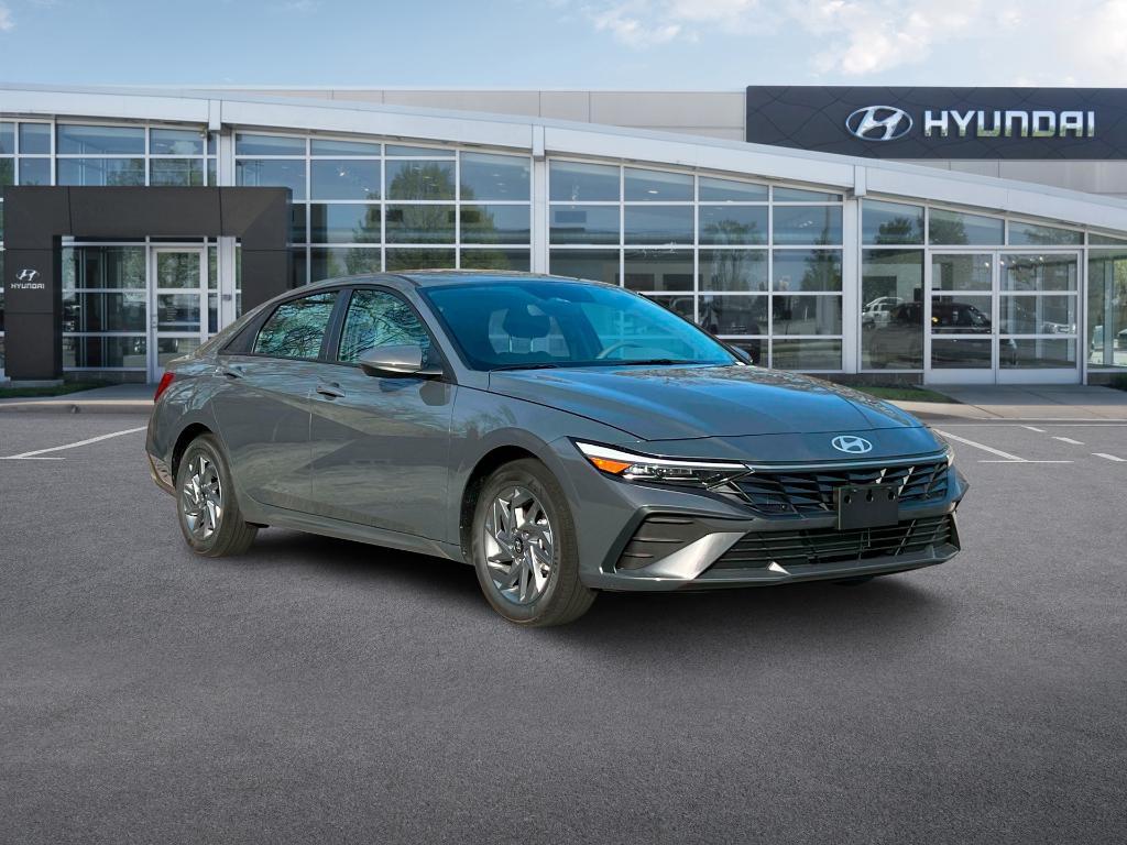 new 2024 Hyundai Elantra car, priced at $22,295