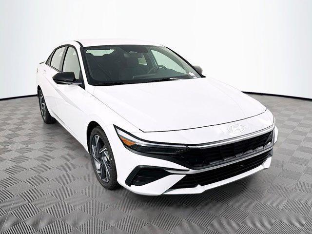 new 2025 Hyundai Elantra car, priced at $22,774