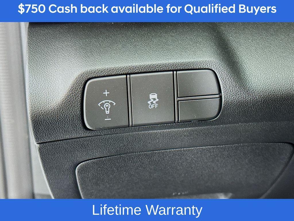 new 2025 Hyundai Elantra car, priced at $23,022