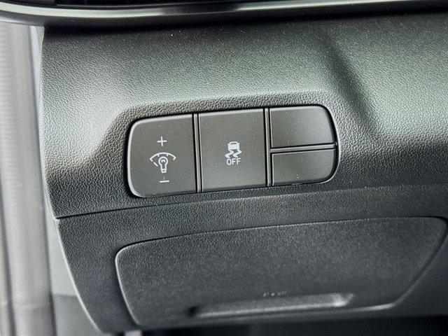 new 2025 Hyundai Elantra car, priced at $22,774