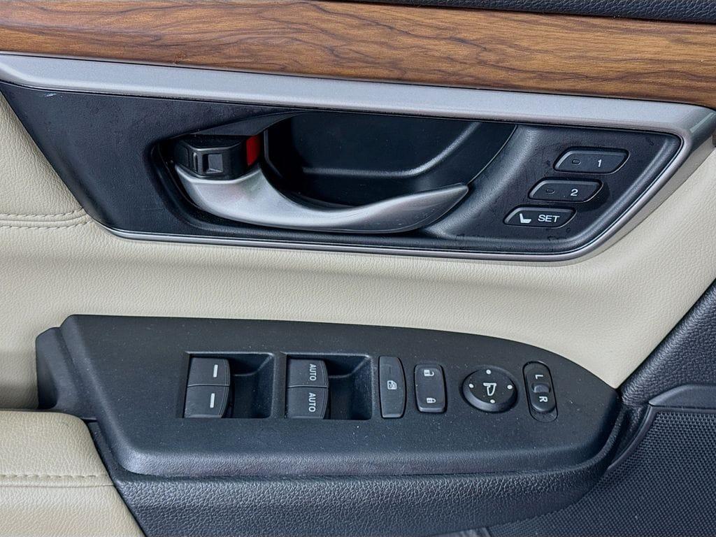 used 2022 Honda CR-V car, priced at $24,999