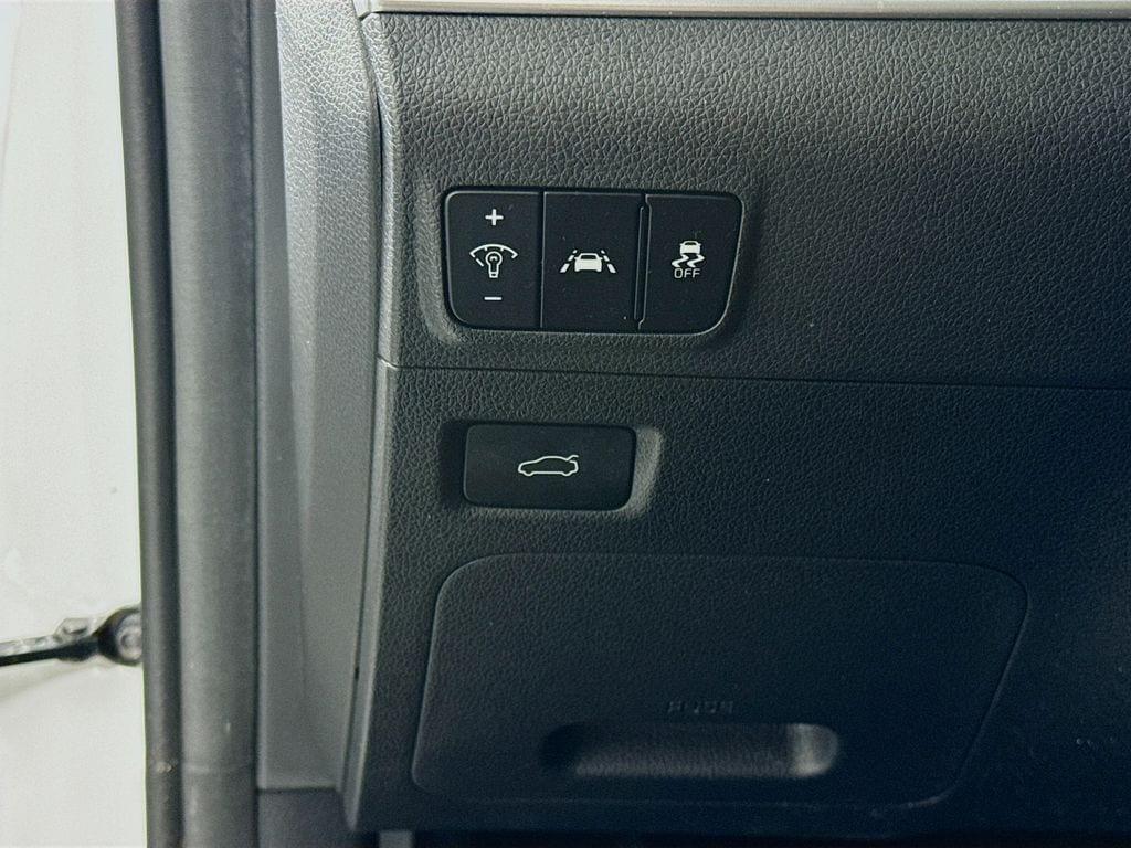 used 2022 Kia K5 car, priced at $23,085