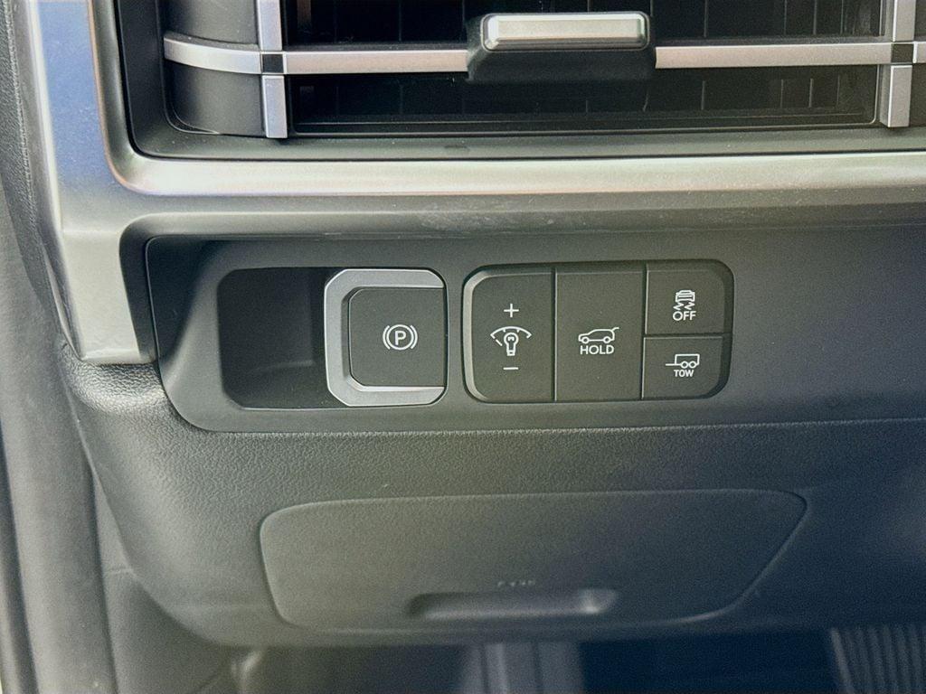 used 2024 Hyundai Santa Fe car, priced at $34,221