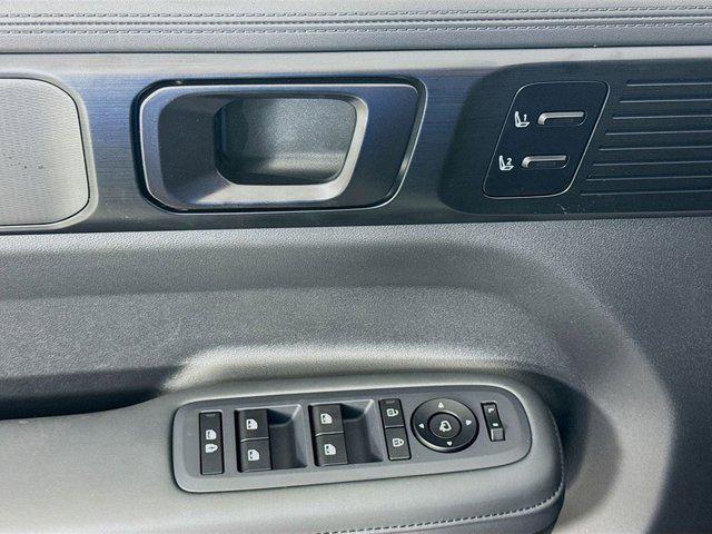 new 2025 Hyundai SANTA FE HEV car, priced at $47,599
