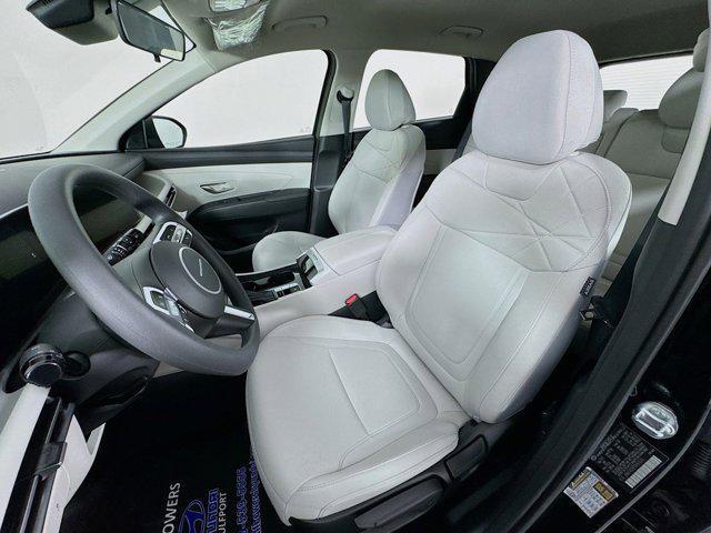 new 2025 Hyundai Tucson car, priced at $27,970