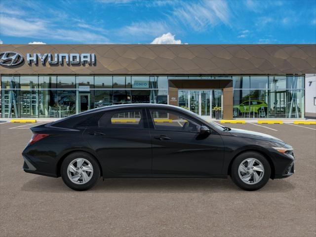 new 2025 Hyundai Elantra car, priced at $22,078