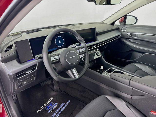new 2025 Hyundai Sonata Hybrid car, priced at $37,404