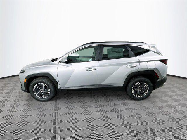new 2025 Hyundai TUCSON Hybrid car, priced at $33,015