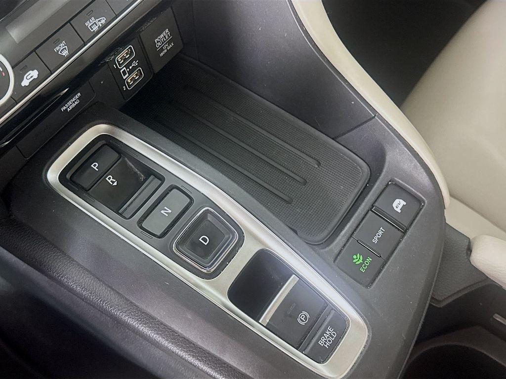 used 2022 Honda Insight car, priced at $16,026