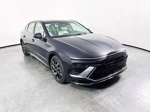 new 2025 Hyundai Sonata car, priced at $26,746
