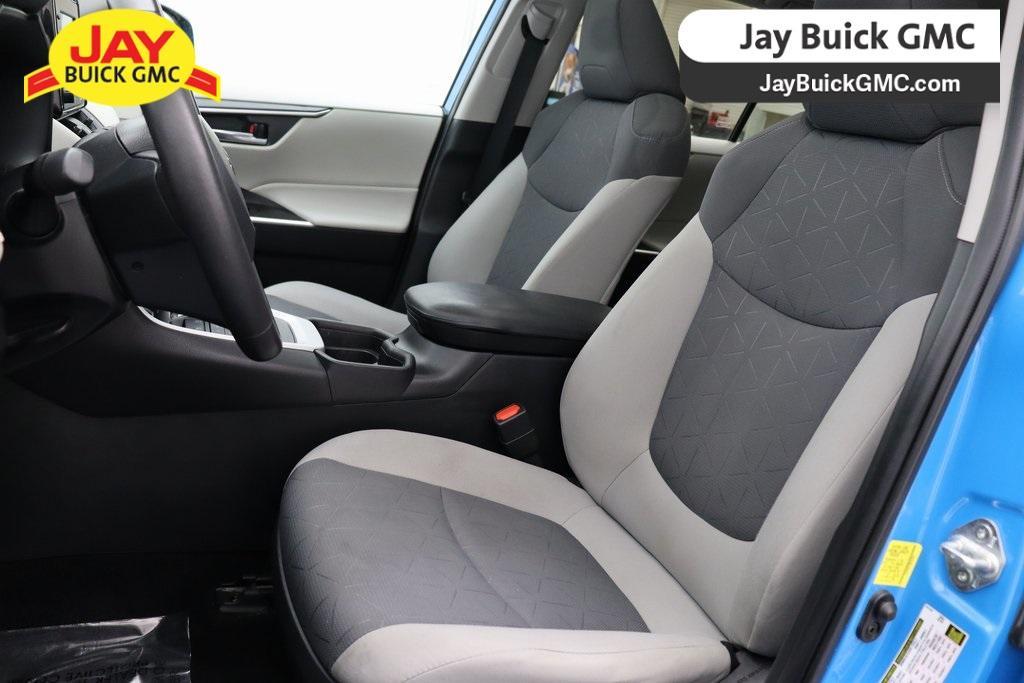 used 2021 Toyota RAV4 car, priced at $20,960