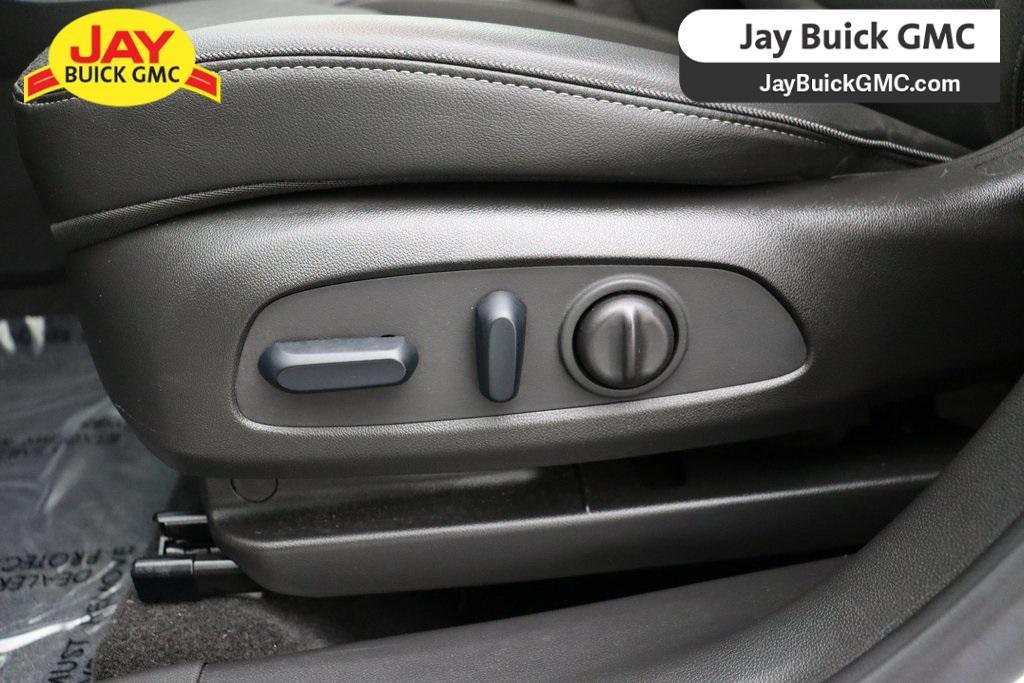 used 2023 Buick Encore GX car, priced at $22,260