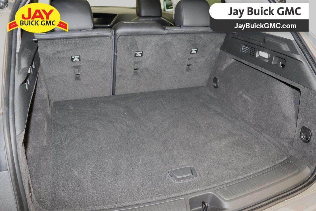 used 2022 Buick Envision car, priced at $26,360