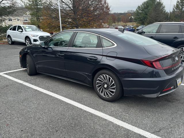 used 2022 Hyundai Sonata Hybrid car