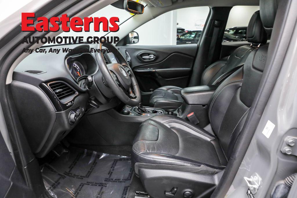 used 2023 Jeep Cherokee car, priced at $21,490