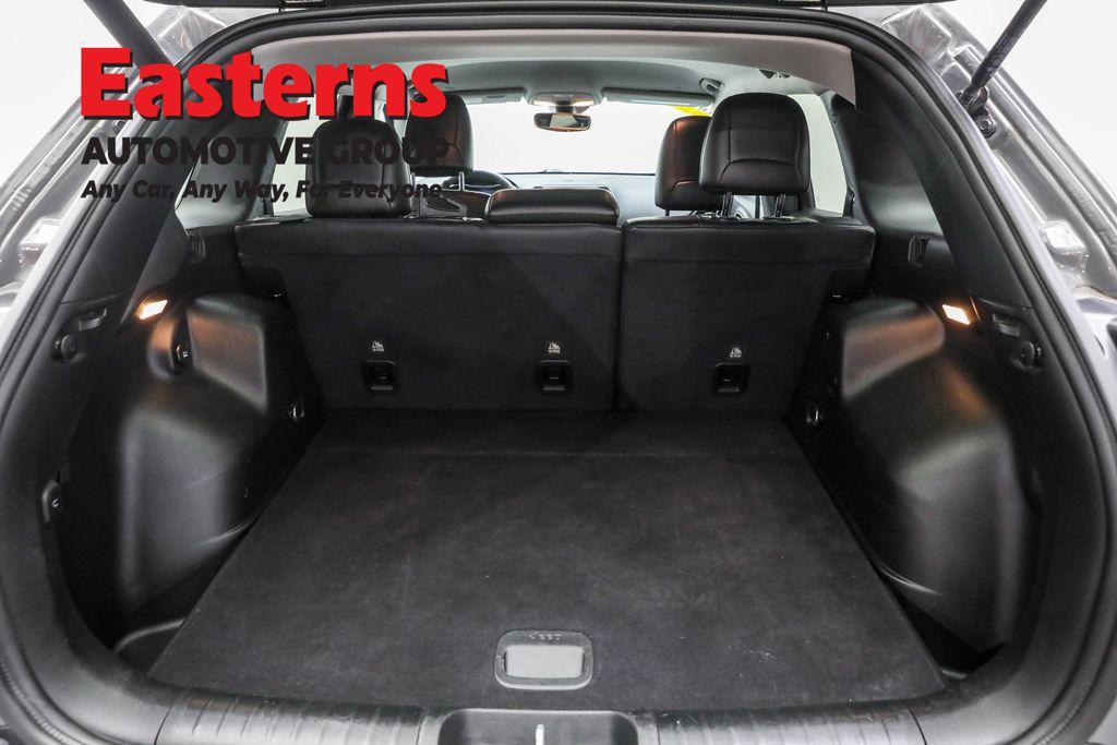 used 2023 Jeep Cherokee car, priced at $21,490