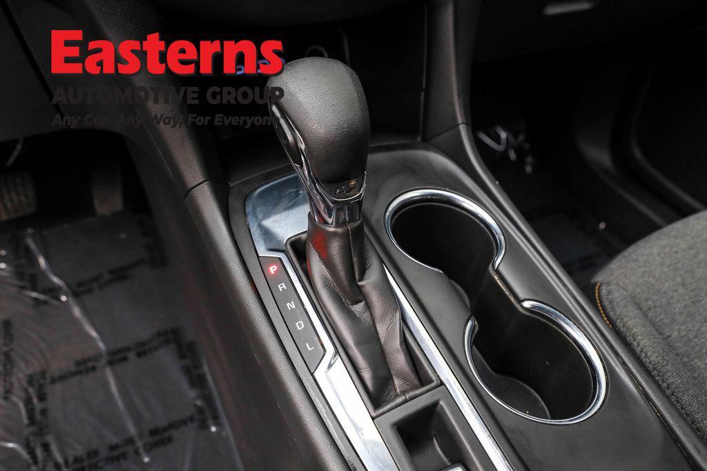 used 2023 Chevrolet Equinox car, priced at $19,375