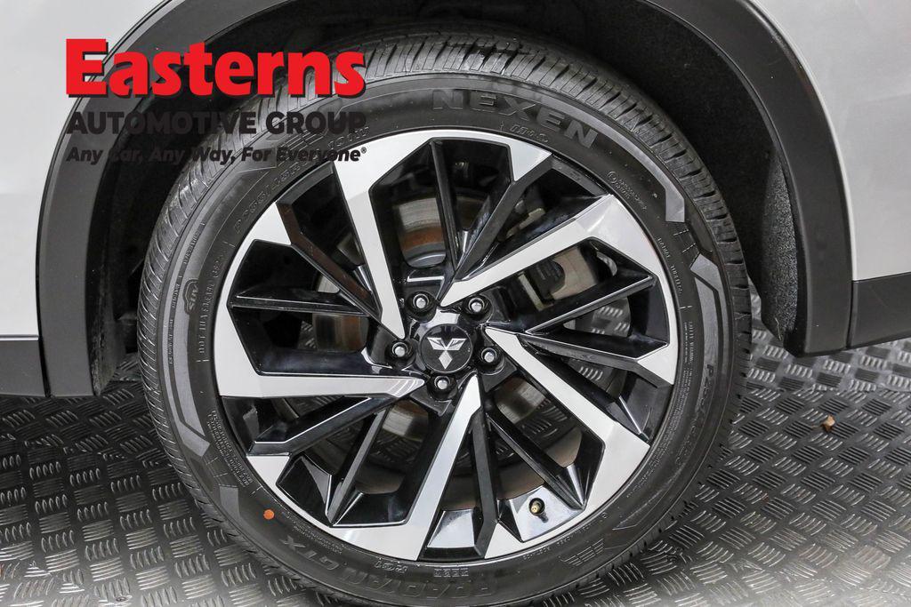 used 2024 Mitsubishi Outlander car, priced at $23,690