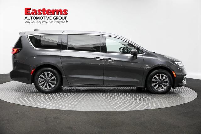 used 2022 Chrysler Pacifica Hybrid car, priced at $22,950