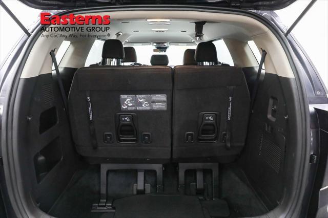 used 2023 Kia Carnival car, priced at $29,950