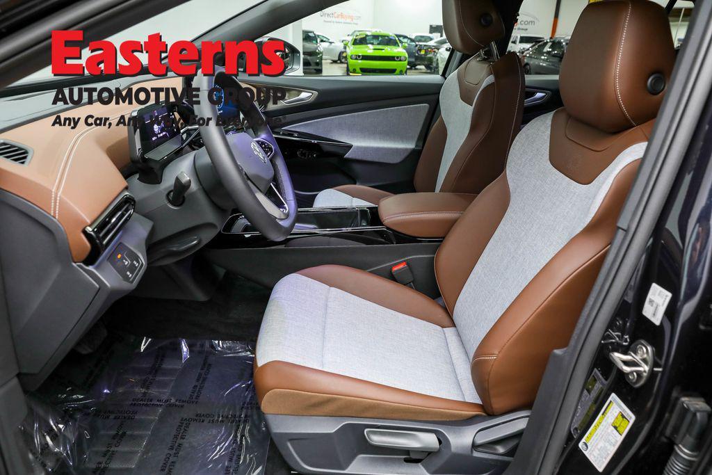 used 2024 Volkswagen ID.4 car, priced at $20,375