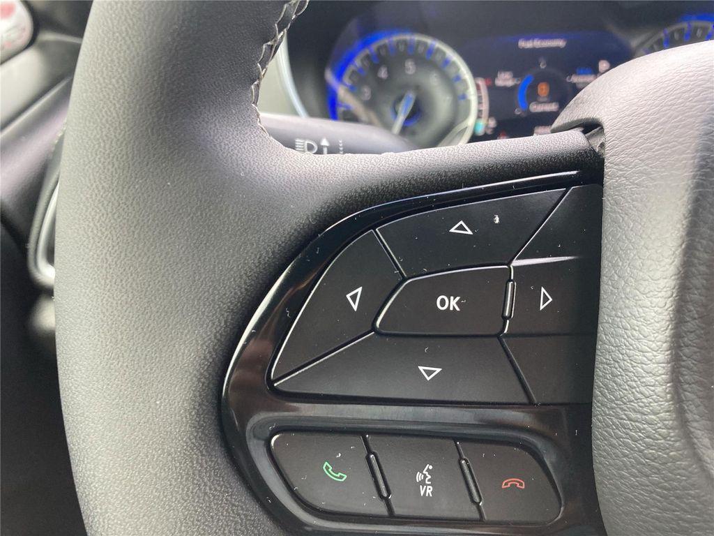 used 2023 Chrysler Pacifica car, priced at $38,399