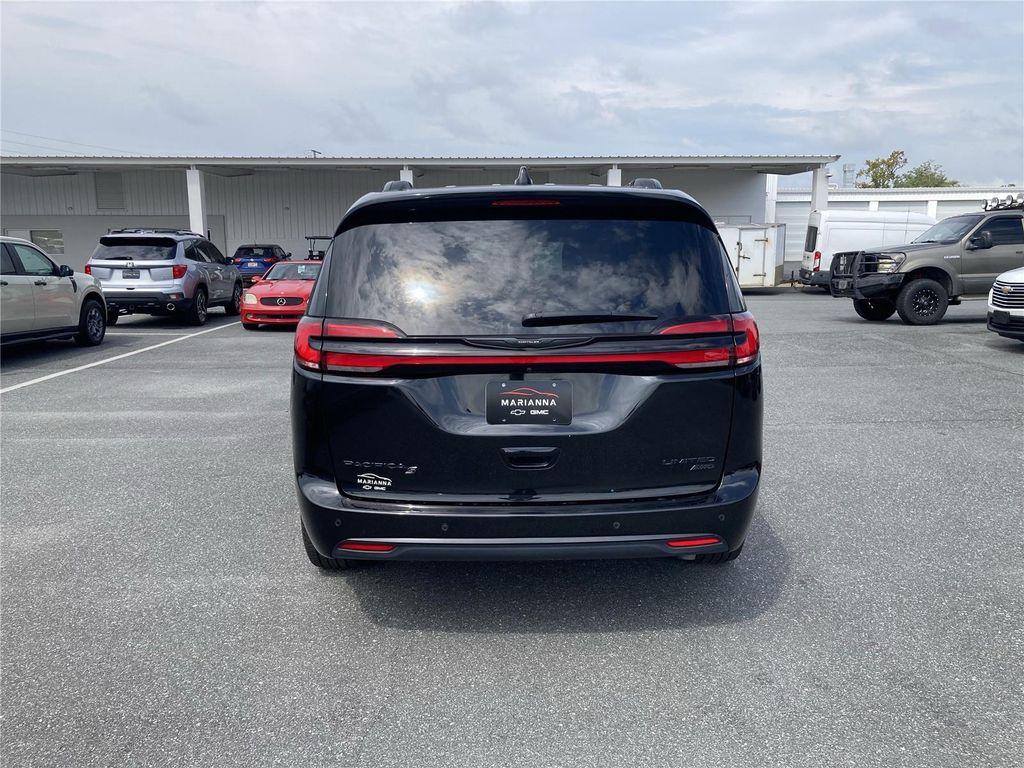 used 2023 Chrysler Pacifica car, priced at $38,399