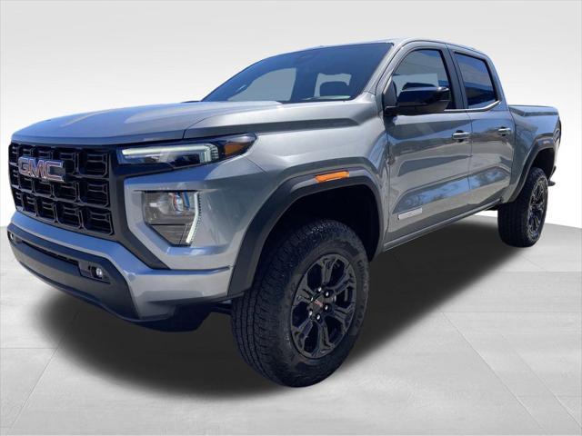 new 2025 GMC Canyon car, priced at $40,376