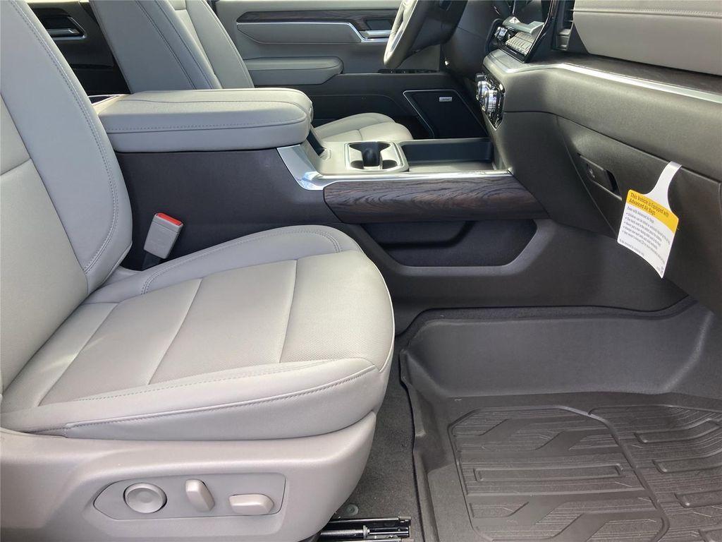 new 2026 GMC Sierra 2500 car, priced at $79,693