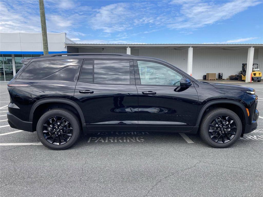 new 2026 Chevrolet Traverse car, priced at $44,683