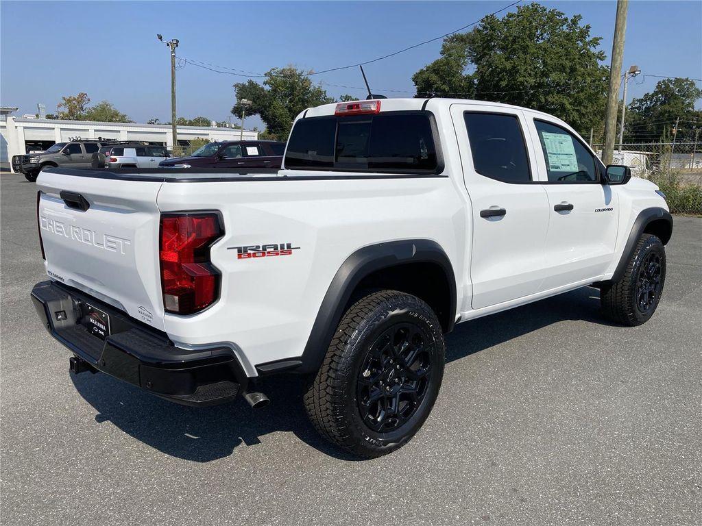 new 2026 Chevrolet Colorado car, priced at $44,000