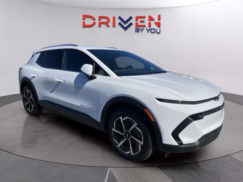 new 2026 Chevrolet Equinox EV car, priced at $43,635