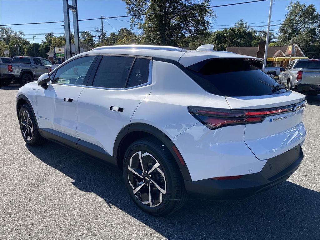 new 2026 Chevrolet Equinox EV car, priced at $44,635