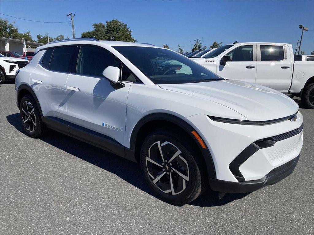 new 2026 Chevrolet Equinox EV car, priced at $44,635