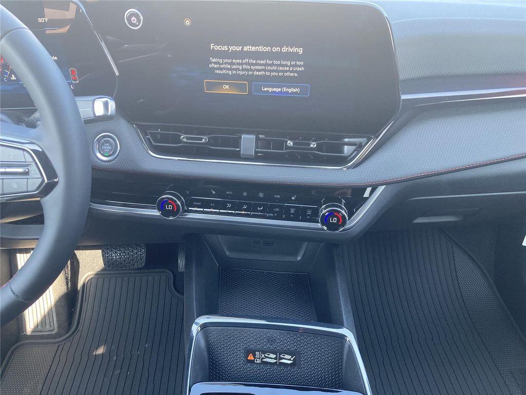 new 2026 Chevrolet Equinox car, priced at $34,014