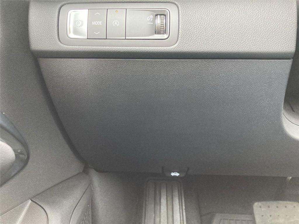 new 2025 Chevrolet Traverse car, priced at $38,811