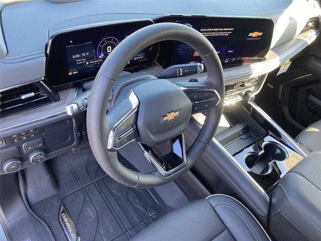 new 2026 Chevrolet Suburban car, priced at $78,392