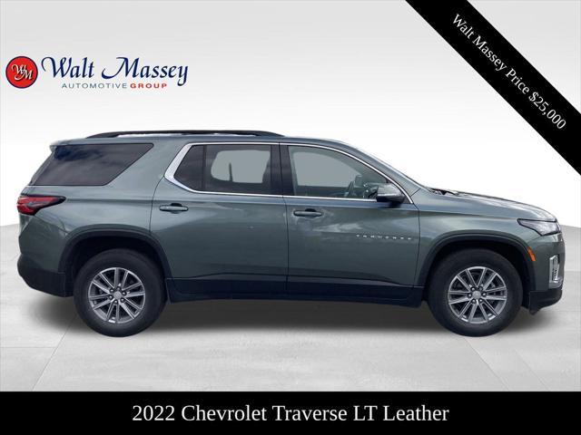 used 2022 Chevrolet Traverse car, priced at $25,000