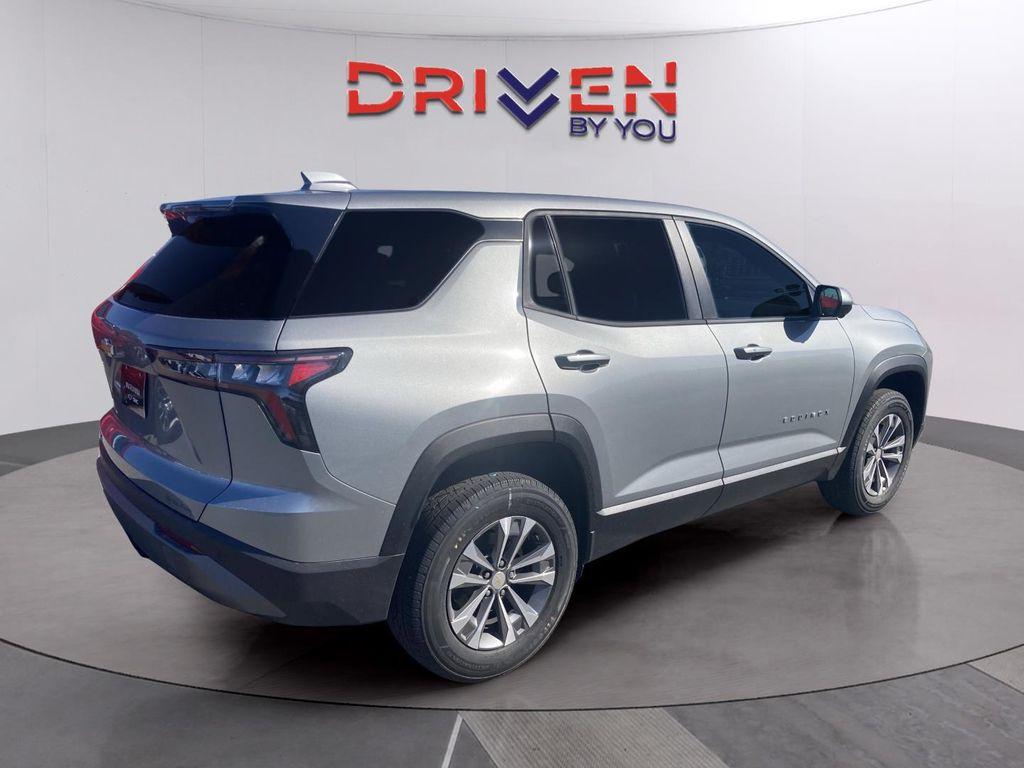 new 2026 Chevrolet Equinox car, priced at $32,335