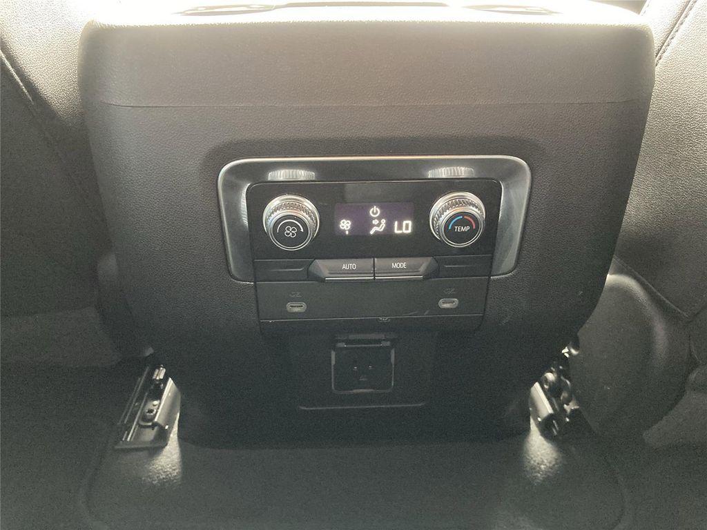 used 2023 GMC Yukon car, priced at $42,599