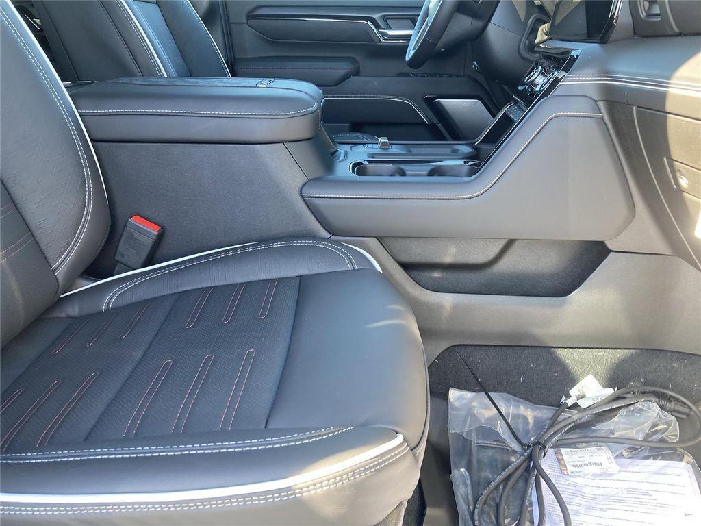 new 2026 GMC Sierra 2500 car, priced at $92,905