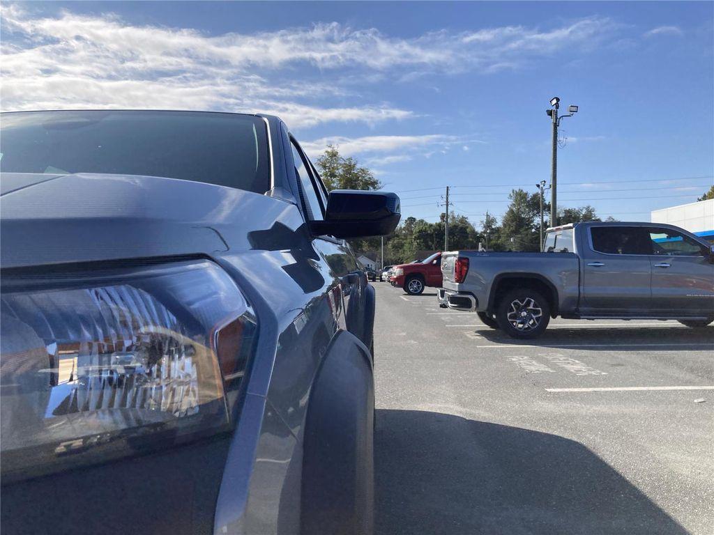 new 2026 Chevrolet Colorado car, priced at $41,675