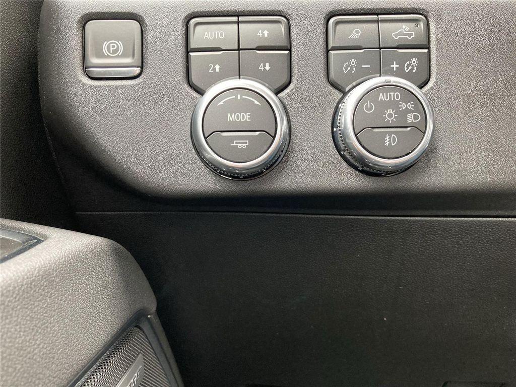 new 2026 GMC Sierra 1500 car, priced at $59,404