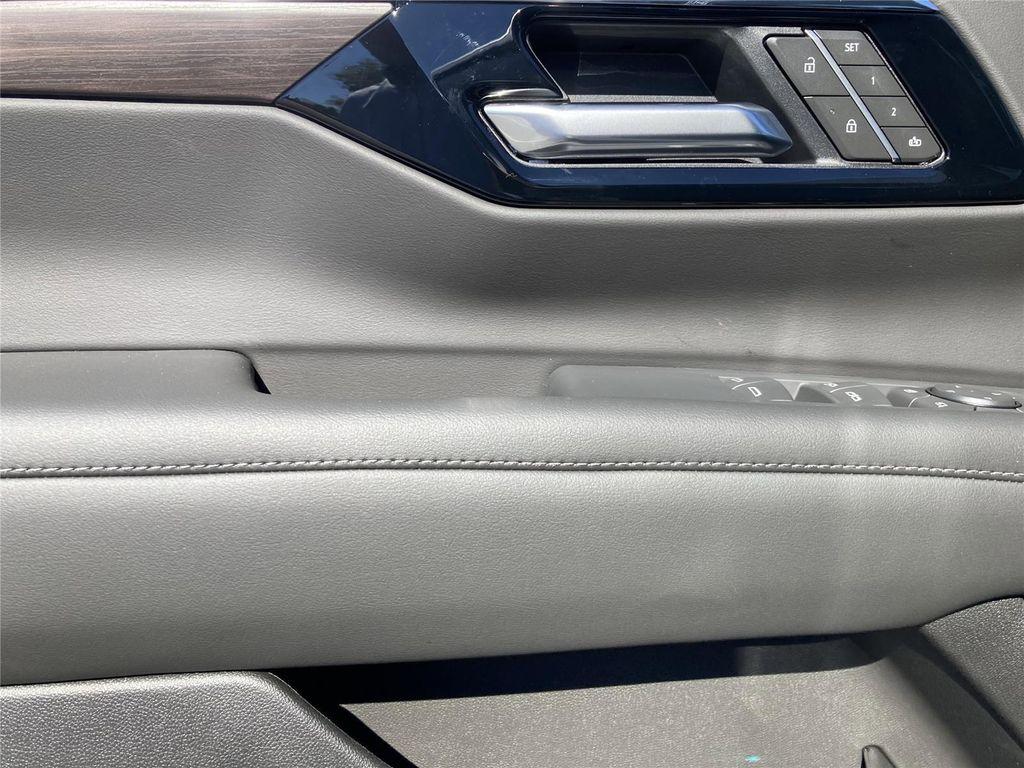 new 2026 Chevrolet Suburban car, priced at $70,364