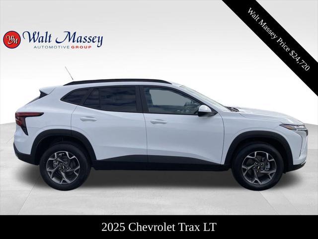 new 2025 Chevrolet Trax car, priced at $24,720