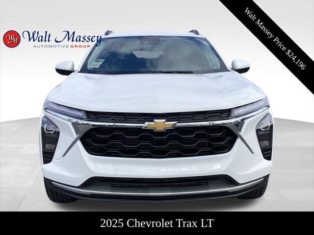 new 2025 Chevrolet Trax car, priced at $24,196