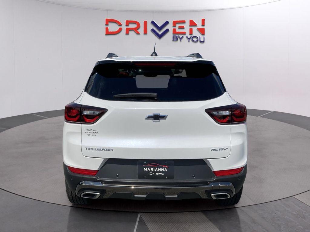 new 2025 Chevrolet TrailBlazer car, priced at $29,195