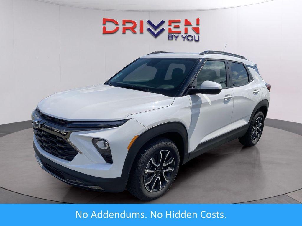 new 2025 Chevrolet TrailBlazer car, priced at $29,195