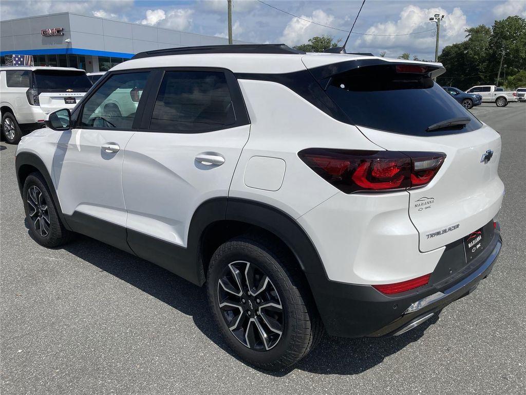 new 2025 Chevrolet TrailBlazer car, priced at $30,945