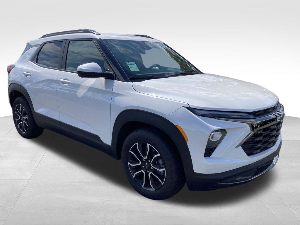 new 2025 Chevrolet TrailBlazer car, priced at $31,581